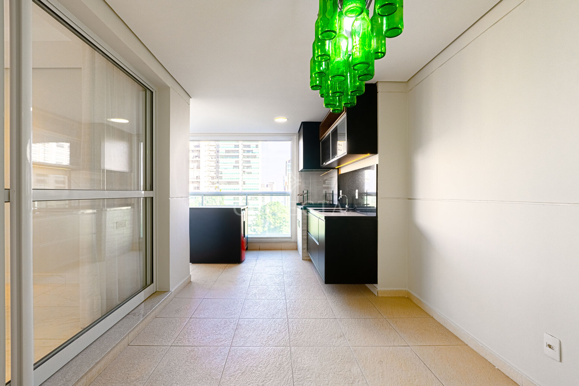 Apartamento à venda com 3 quartos, 243m² - Foto 6