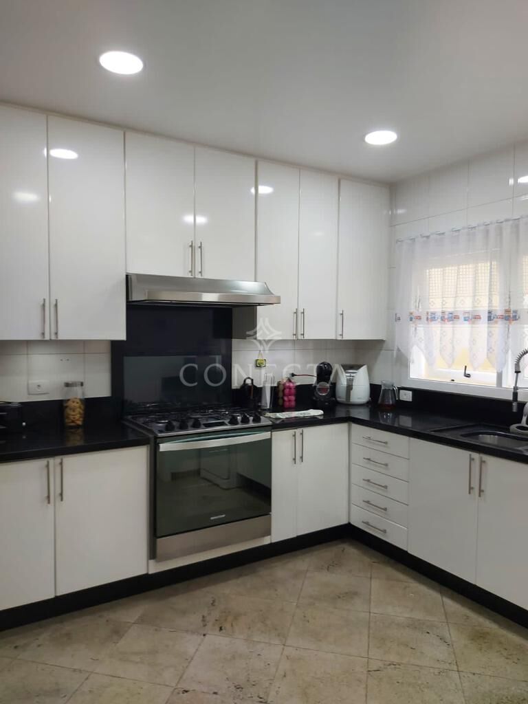 Casa para alugar com 4 quartos, 367m² - Foto 15