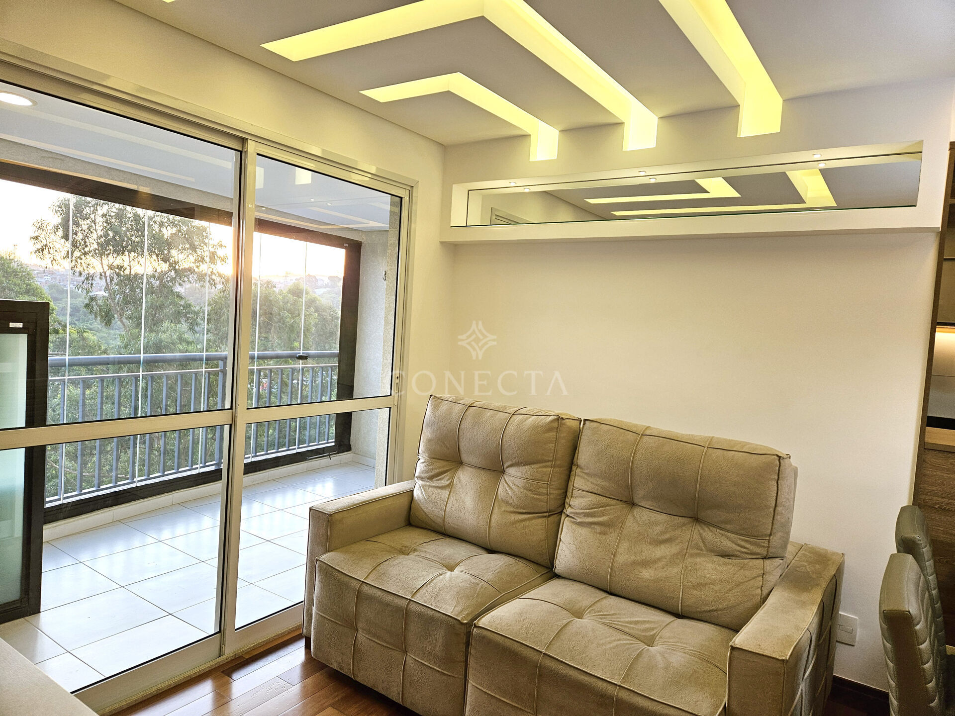 Apartamento para alugar com 2 quartos, 74m² - Foto 4