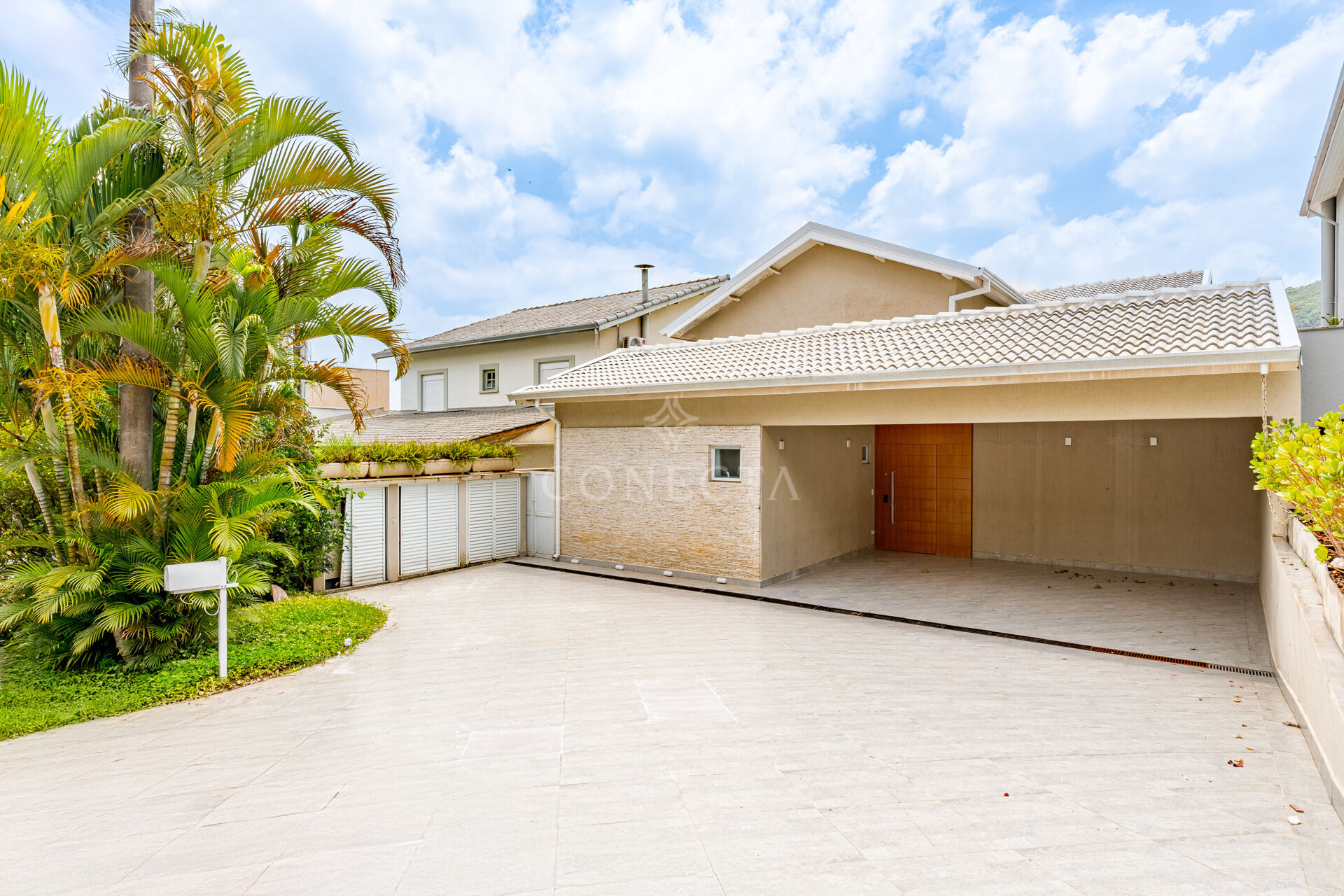 Casa à venda com 4 quartos, 360m² - Foto 50