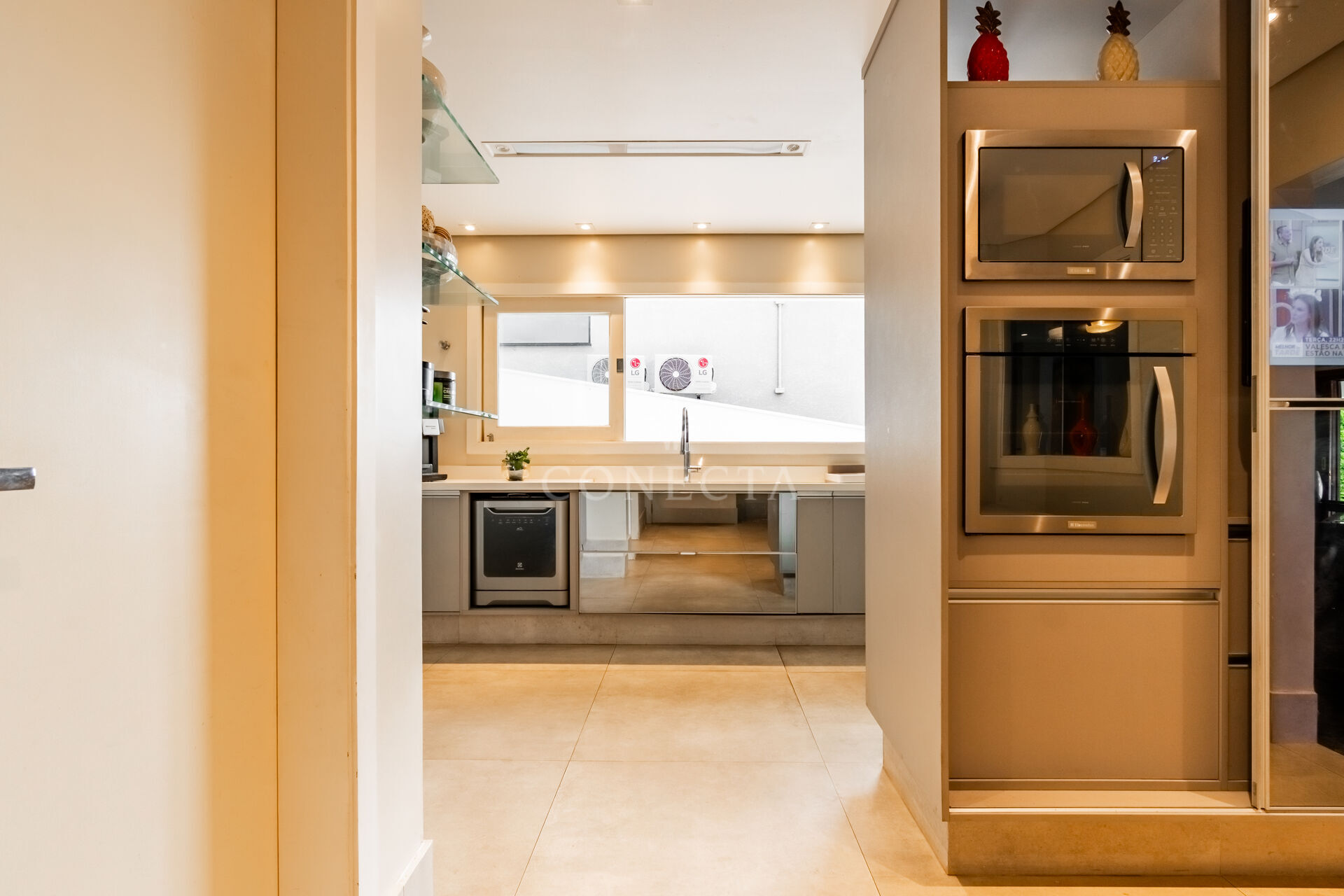 Casa, 4 quartos, 335 m² - Foto 22