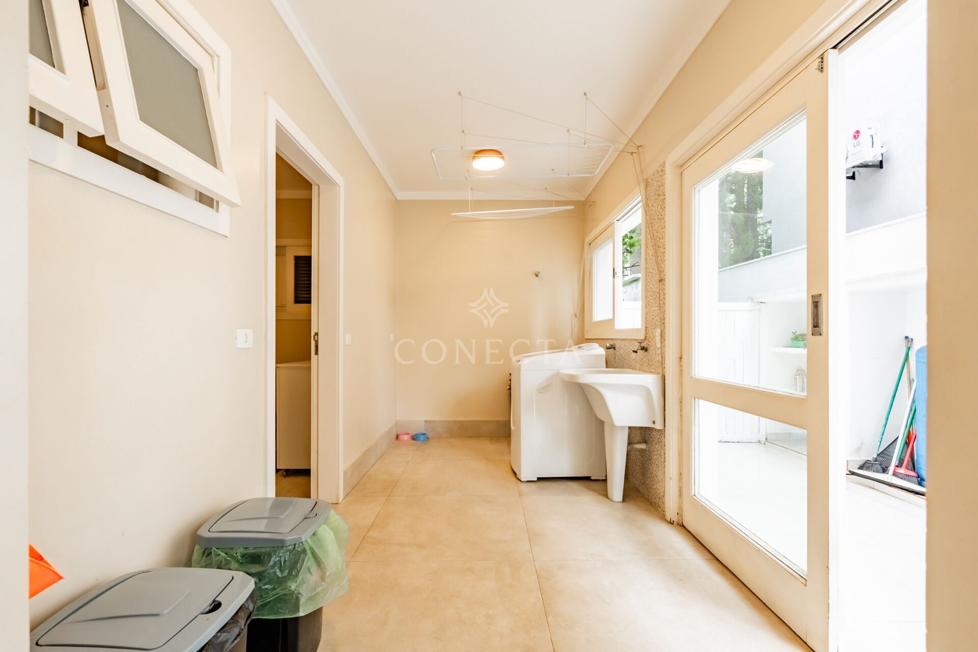 Casa, 4 quartos, 335 m² - Foto 39