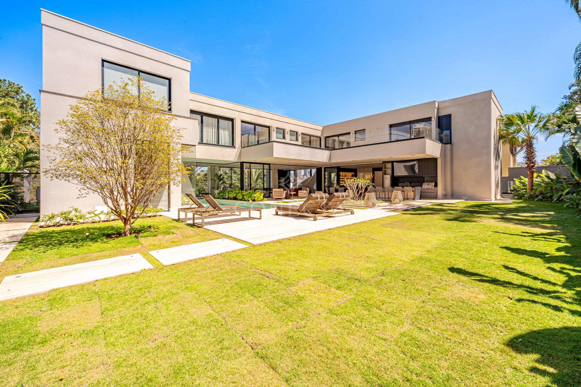 Casa à venda com 4 quartos, 980m² - Foto 25