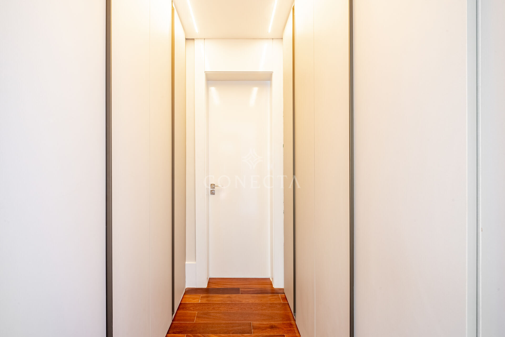 Casa à venda com 4 quartos, 980m² - Foto 31