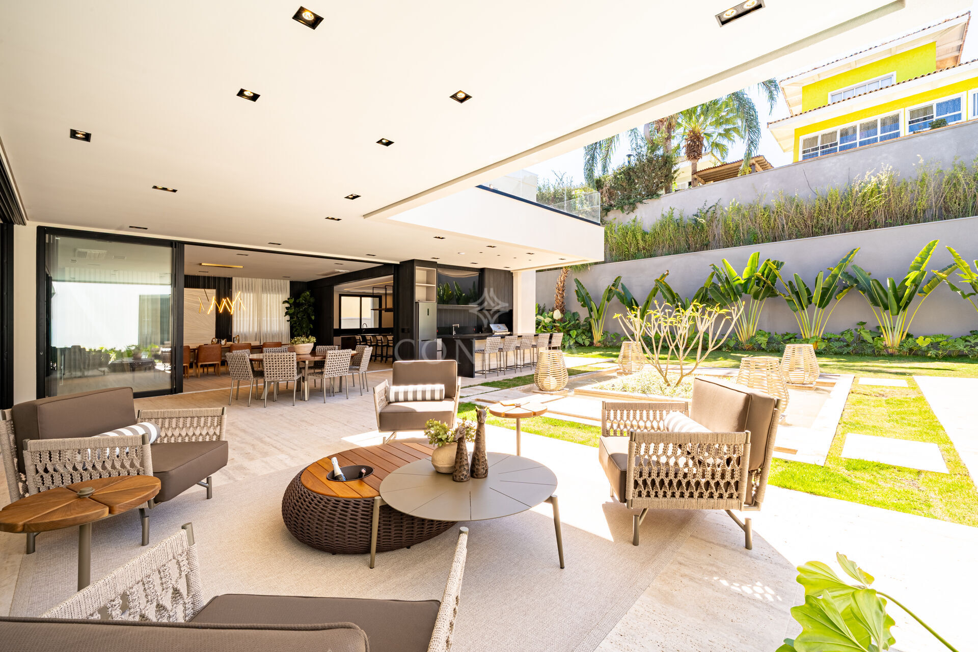 Casa à venda com 4 quartos, 980m² - Foto 17
