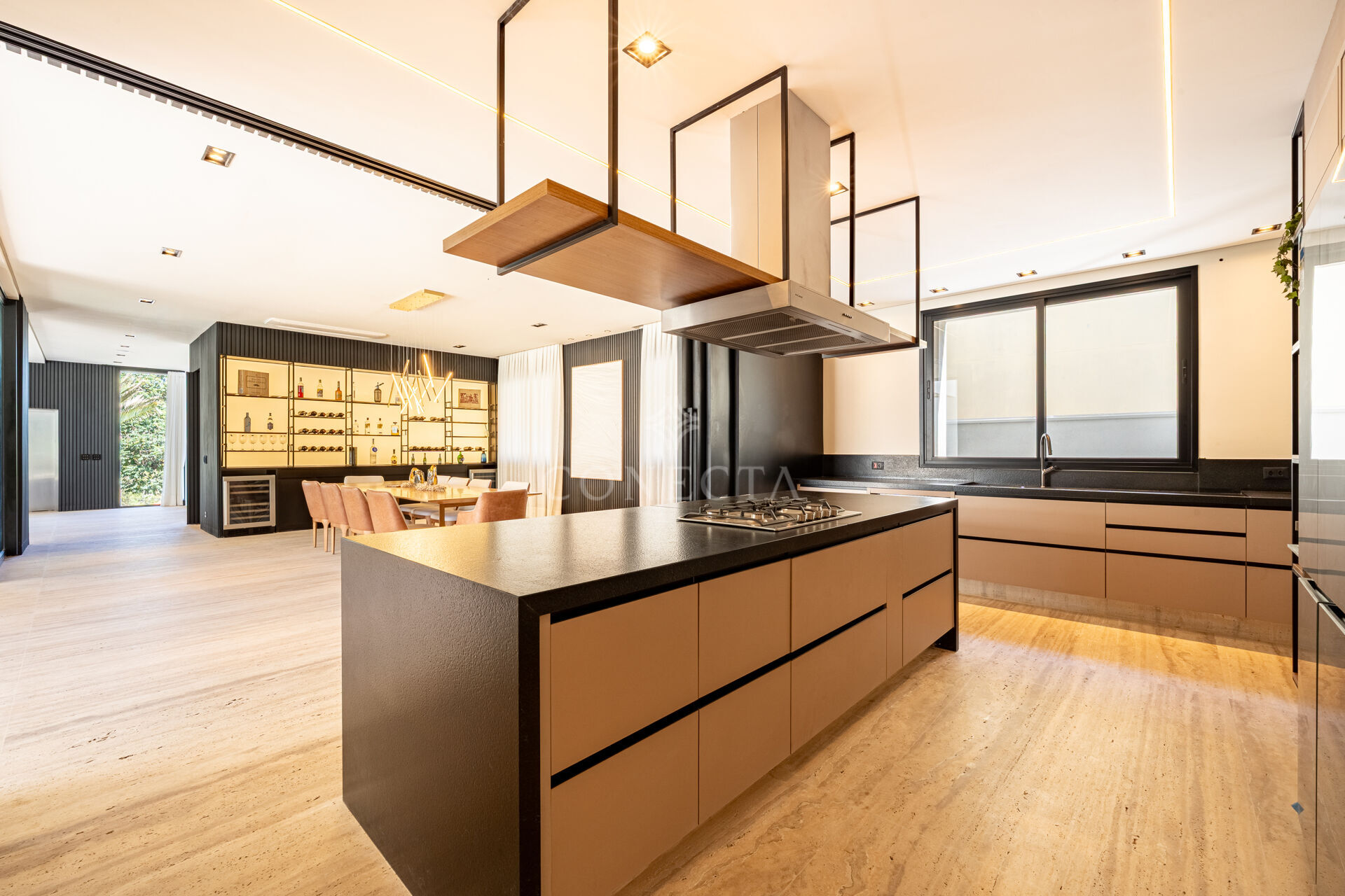 Casa à venda com 4 quartos, 980m² - Foto 16