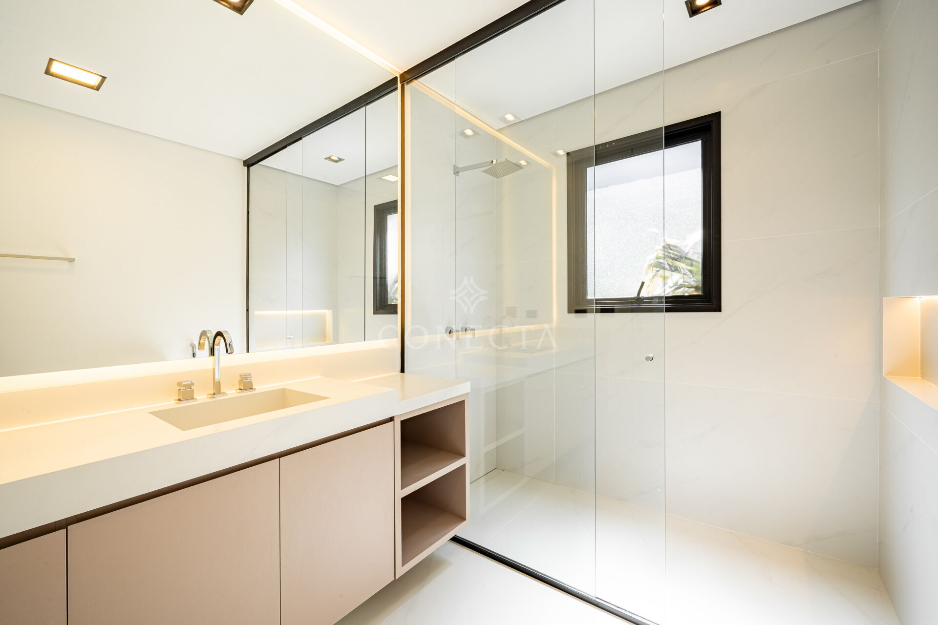 Casa à venda com 4 quartos, 980m² - Foto 32