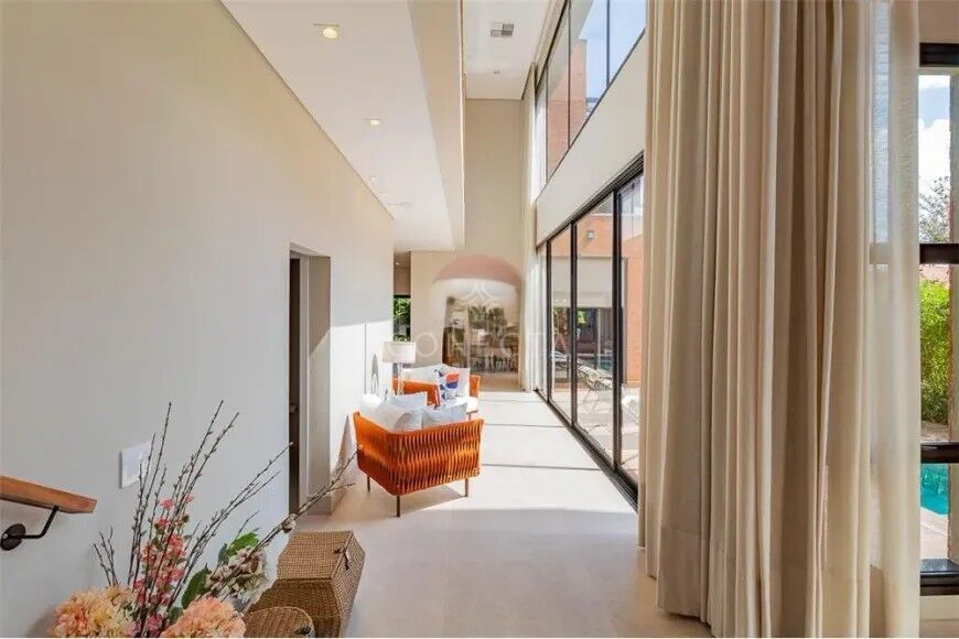 Casa à venda com 4 quartos, 386m² - Foto 11