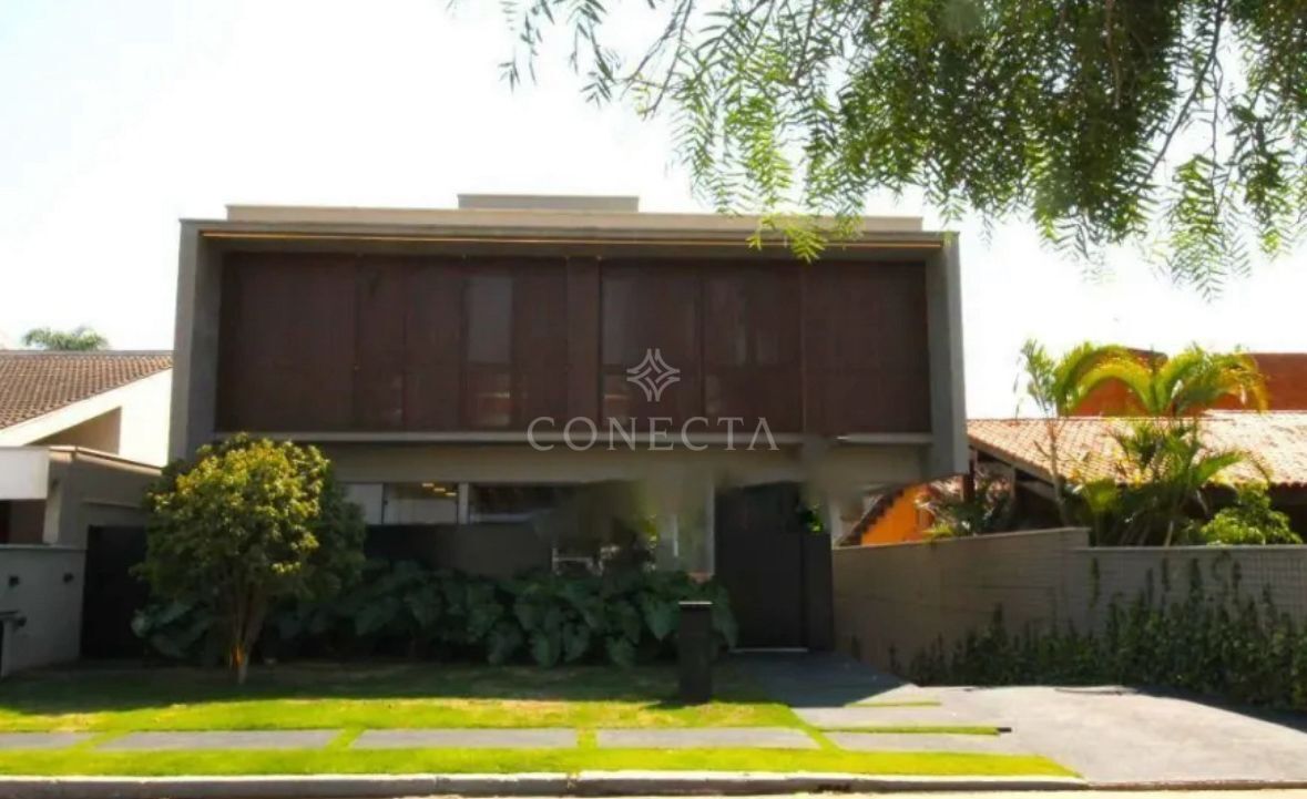 Casa à venda com 4 quartos, 560m² - Foto 1