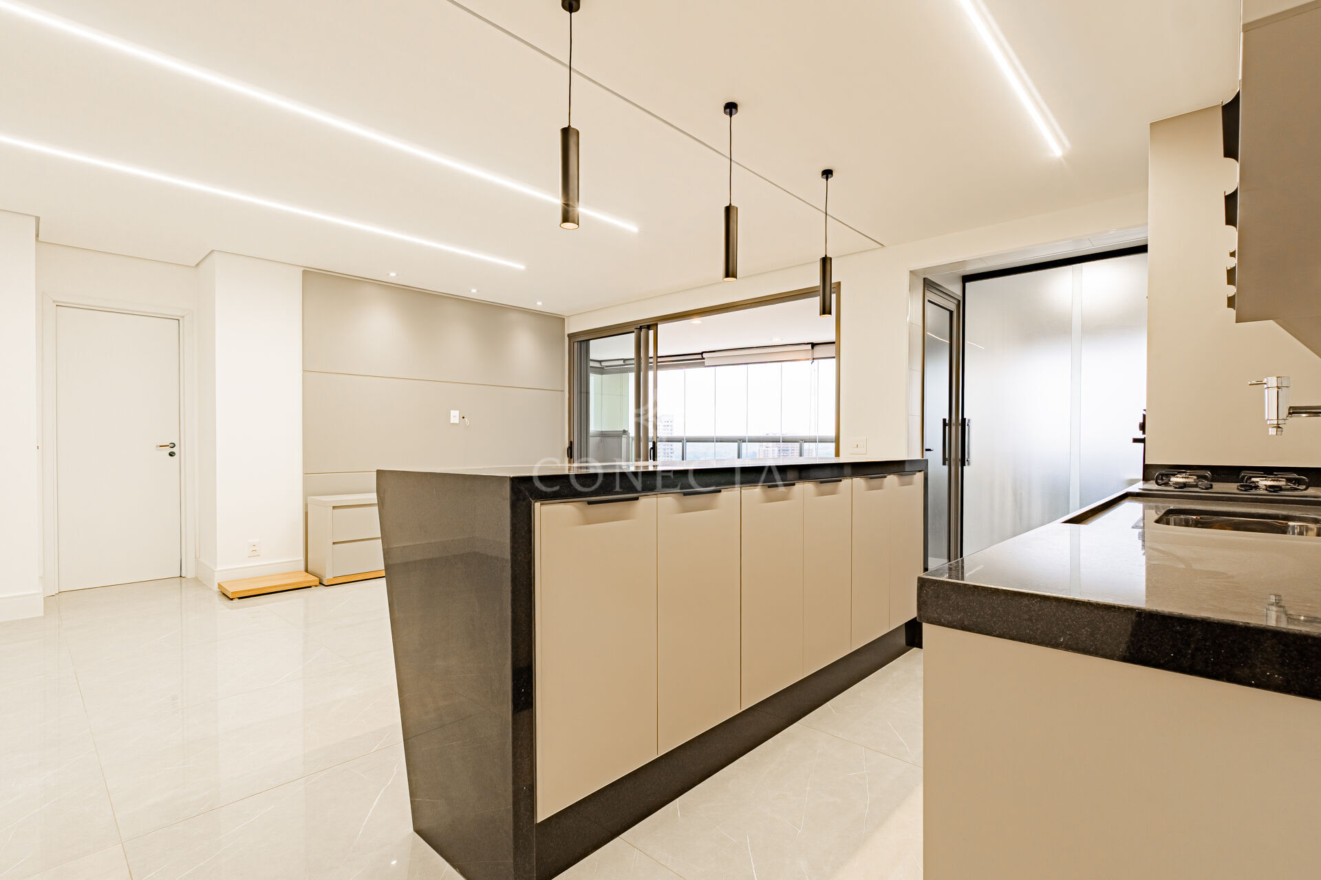 Apartamento à venda com 3 quartos, 123m² - Foto 1