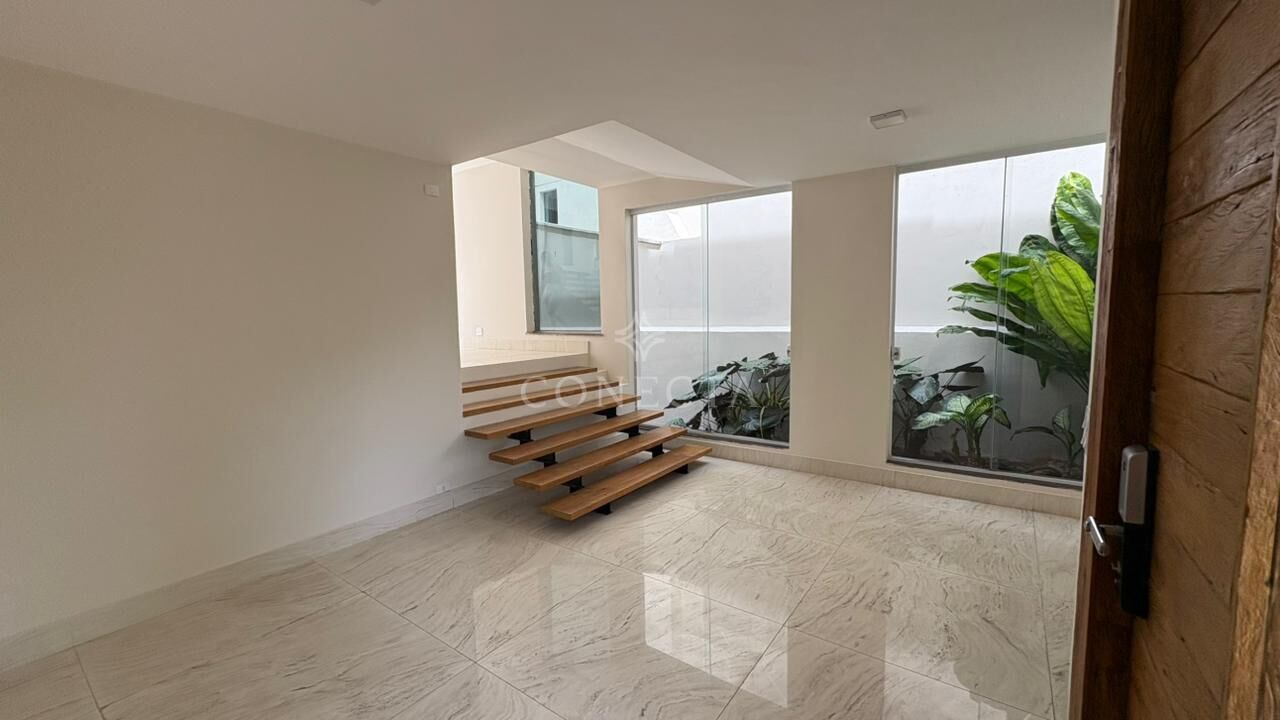 Casa, 5 quartos, 380 m² - Foto 2