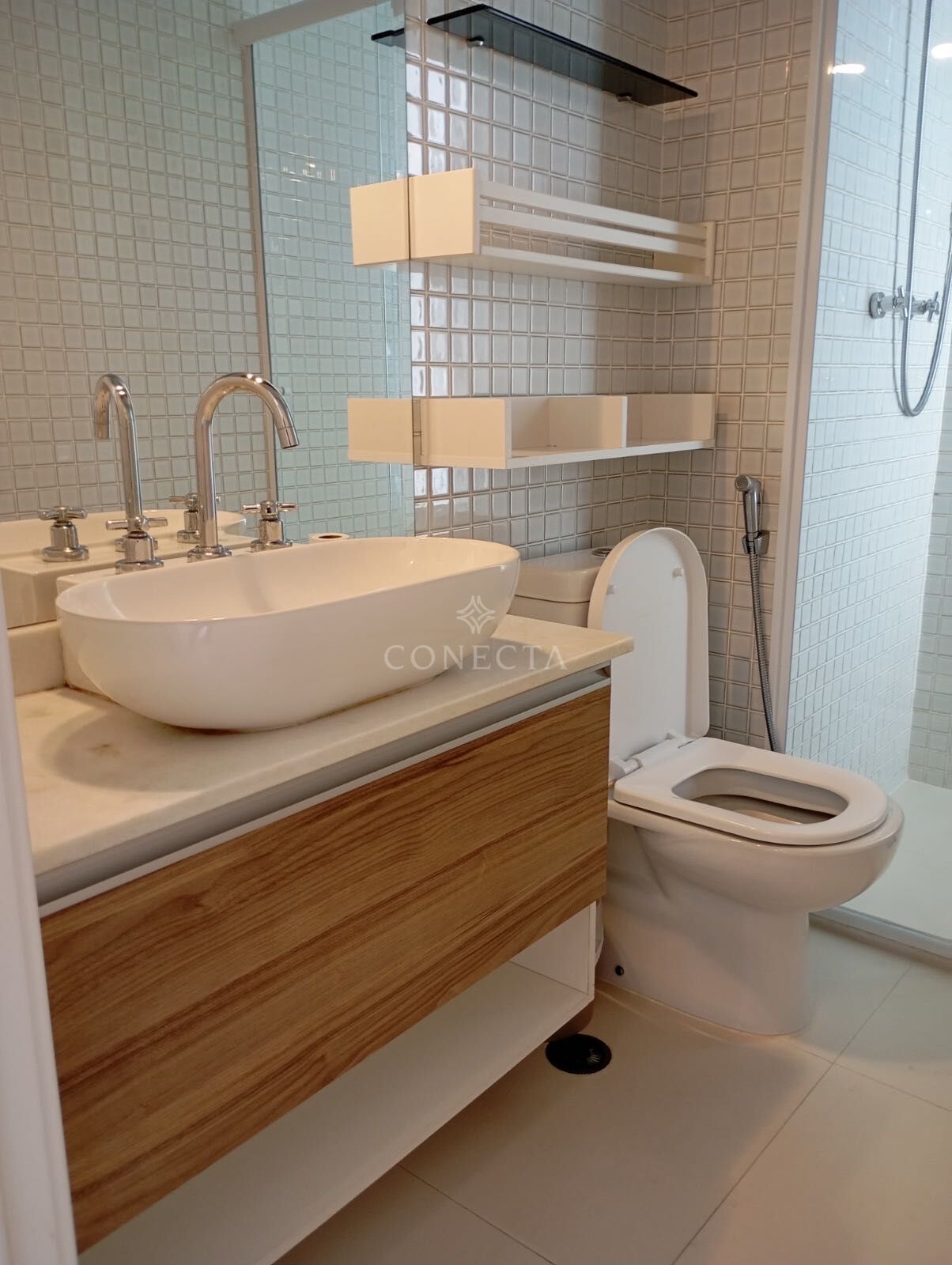 Apartamento para alugar com 2 quartos, 70m² - Foto 10
