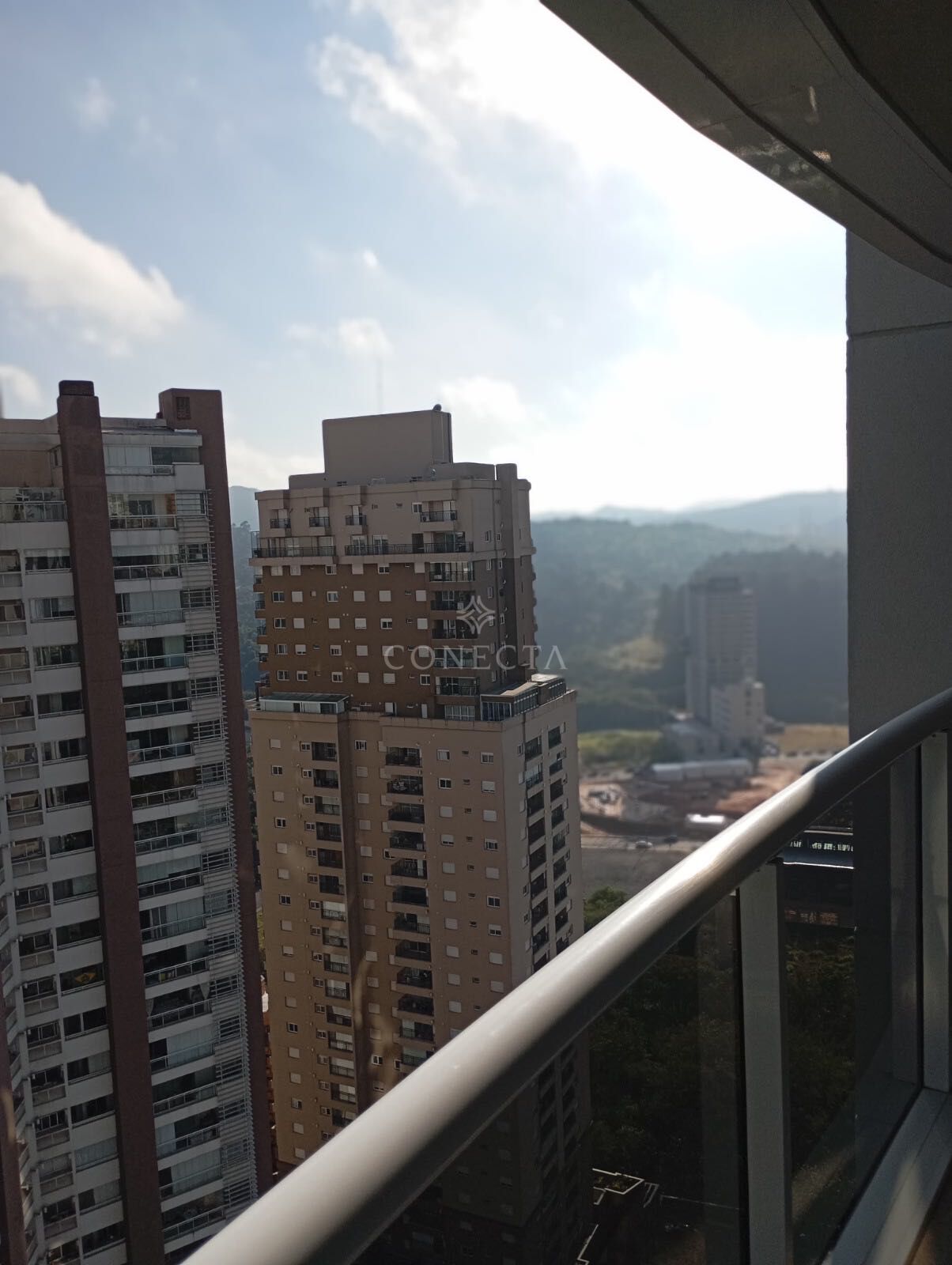 Apartamento para alugar com 2 quartos, 70m² - Foto 13