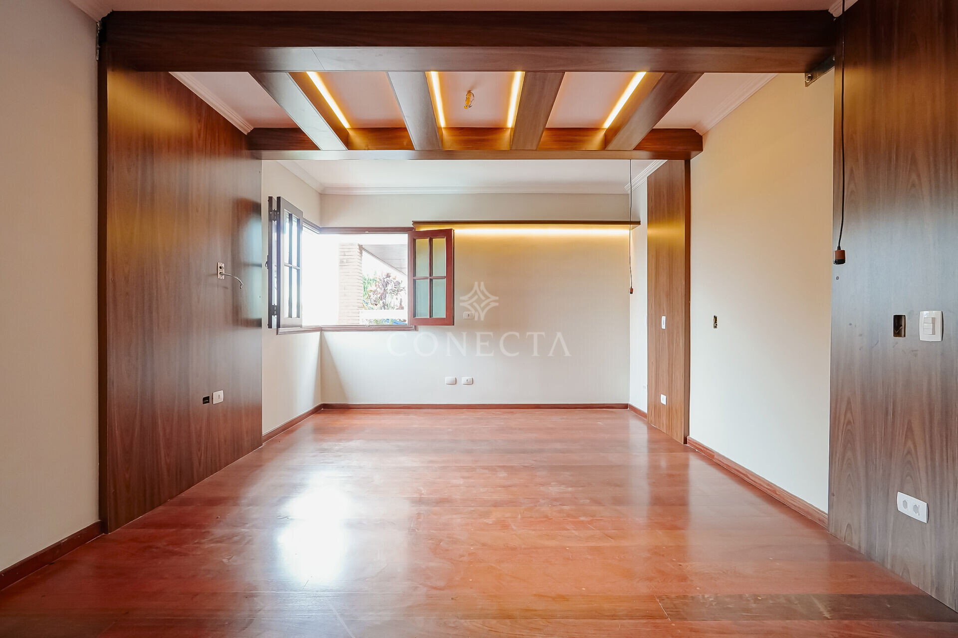 Casa à venda com 4 quartos, 305m² - Foto 19