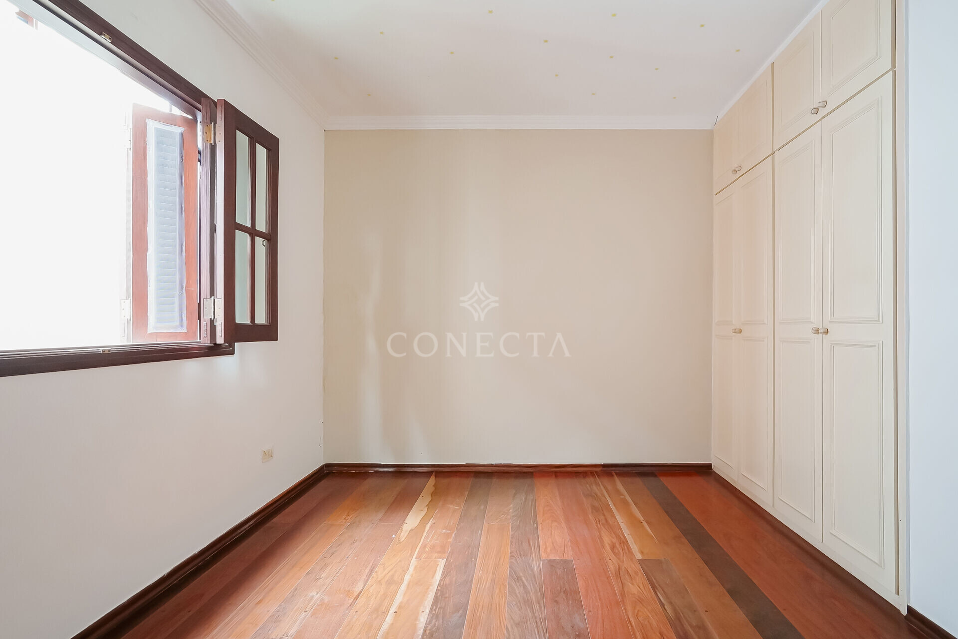 Casa à venda com 4 quartos, 305m² - Foto 22