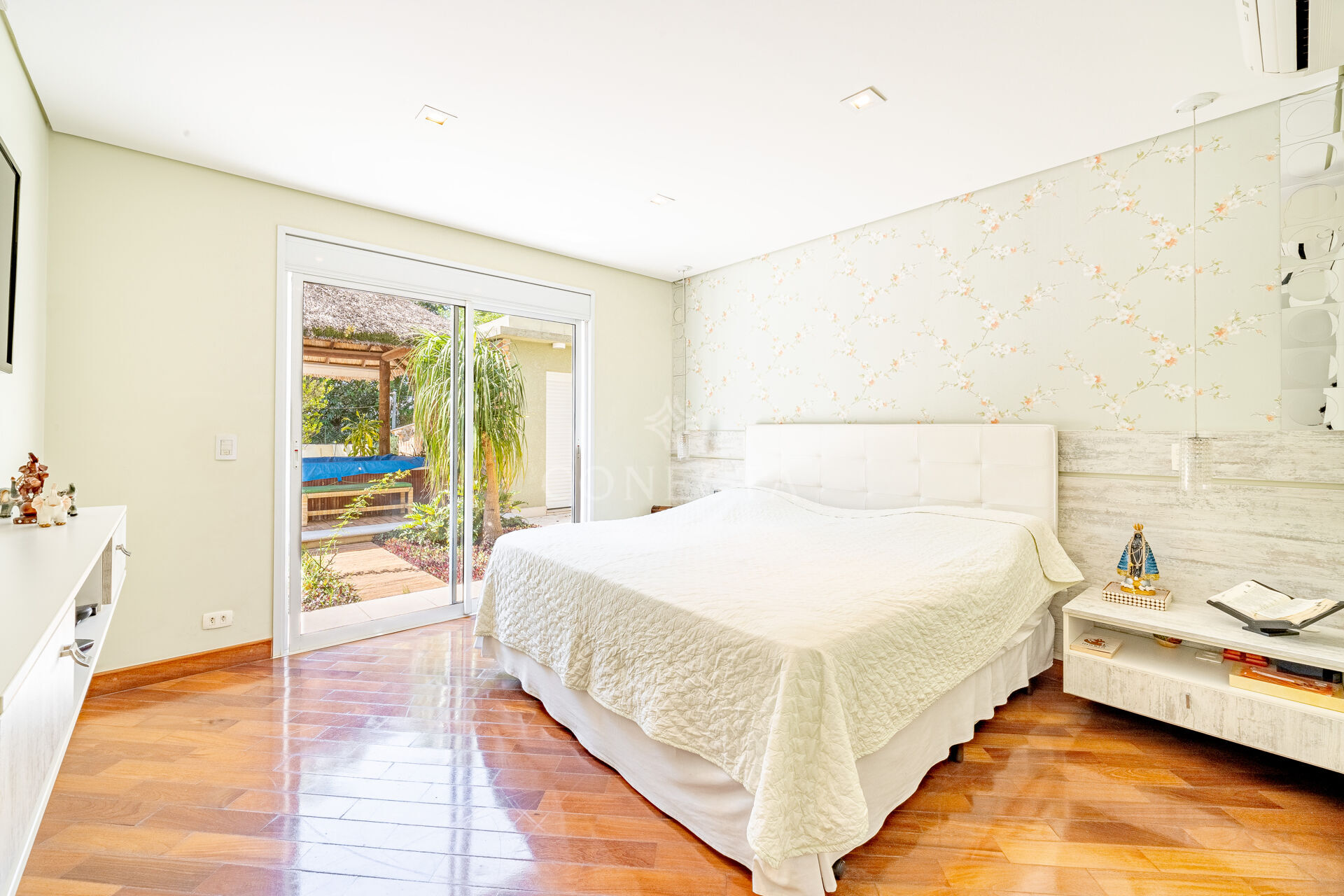 Casa à venda com 3 quartos, 500m² - Foto 14