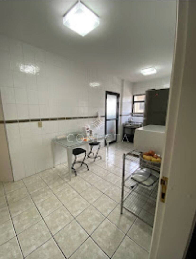 Apartamento à venda com 3 quartos, 165m² - Foto 9