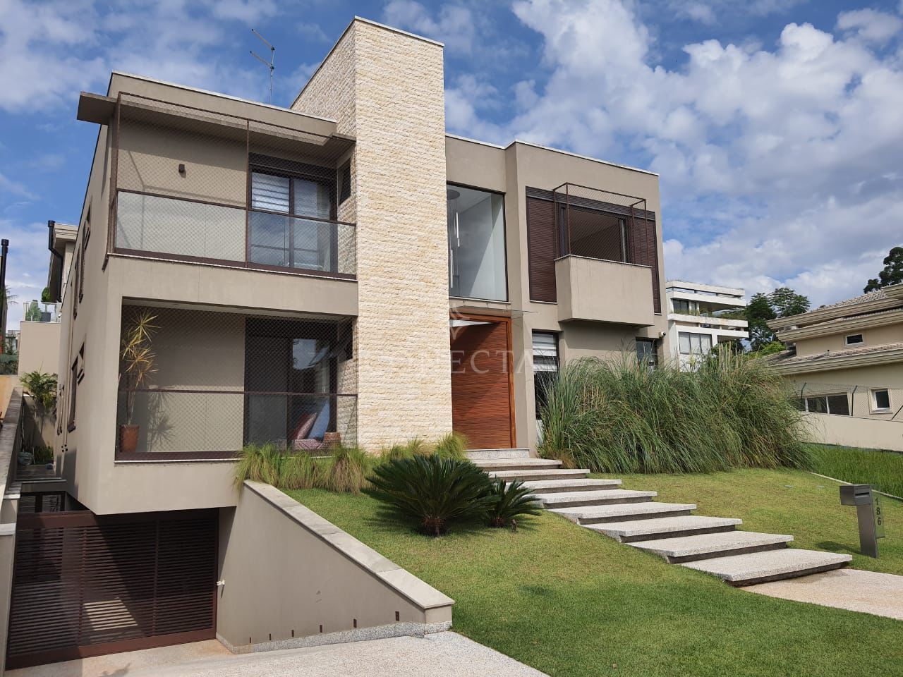 Casa, 5 quartos, 640 m² - Foto 1