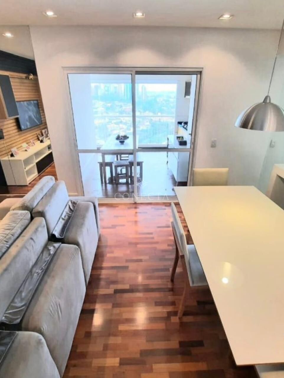 Apartamento para alugar com 3 quartos, 107m² - Foto 1