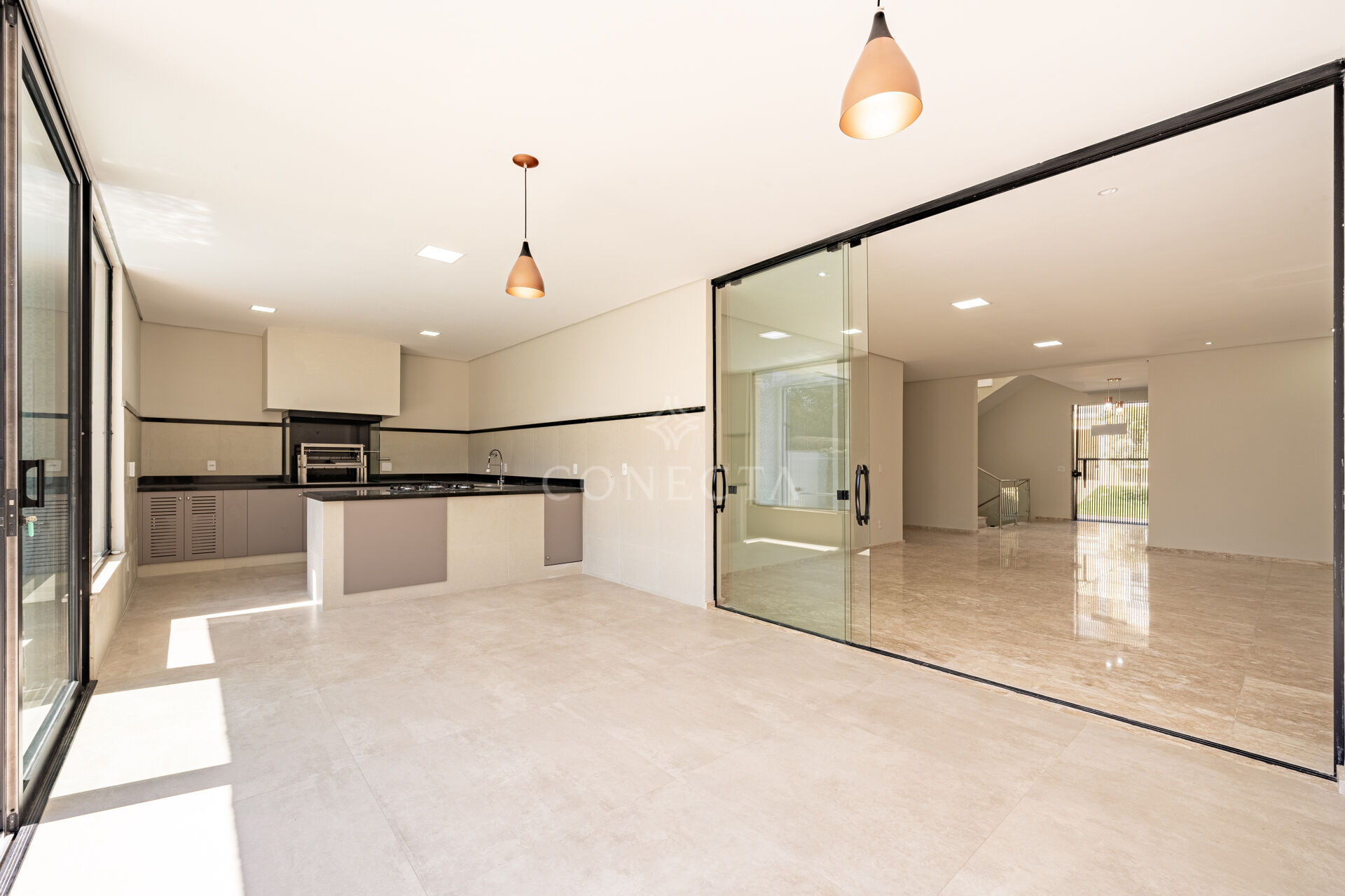 Casa à venda com 4 quartos, 420m² - Foto 18