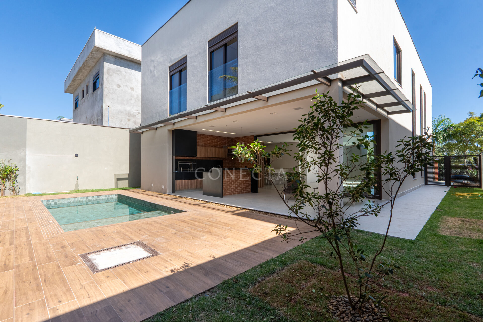 Casa à venda com 4 quartos, 300m² - Foto 5