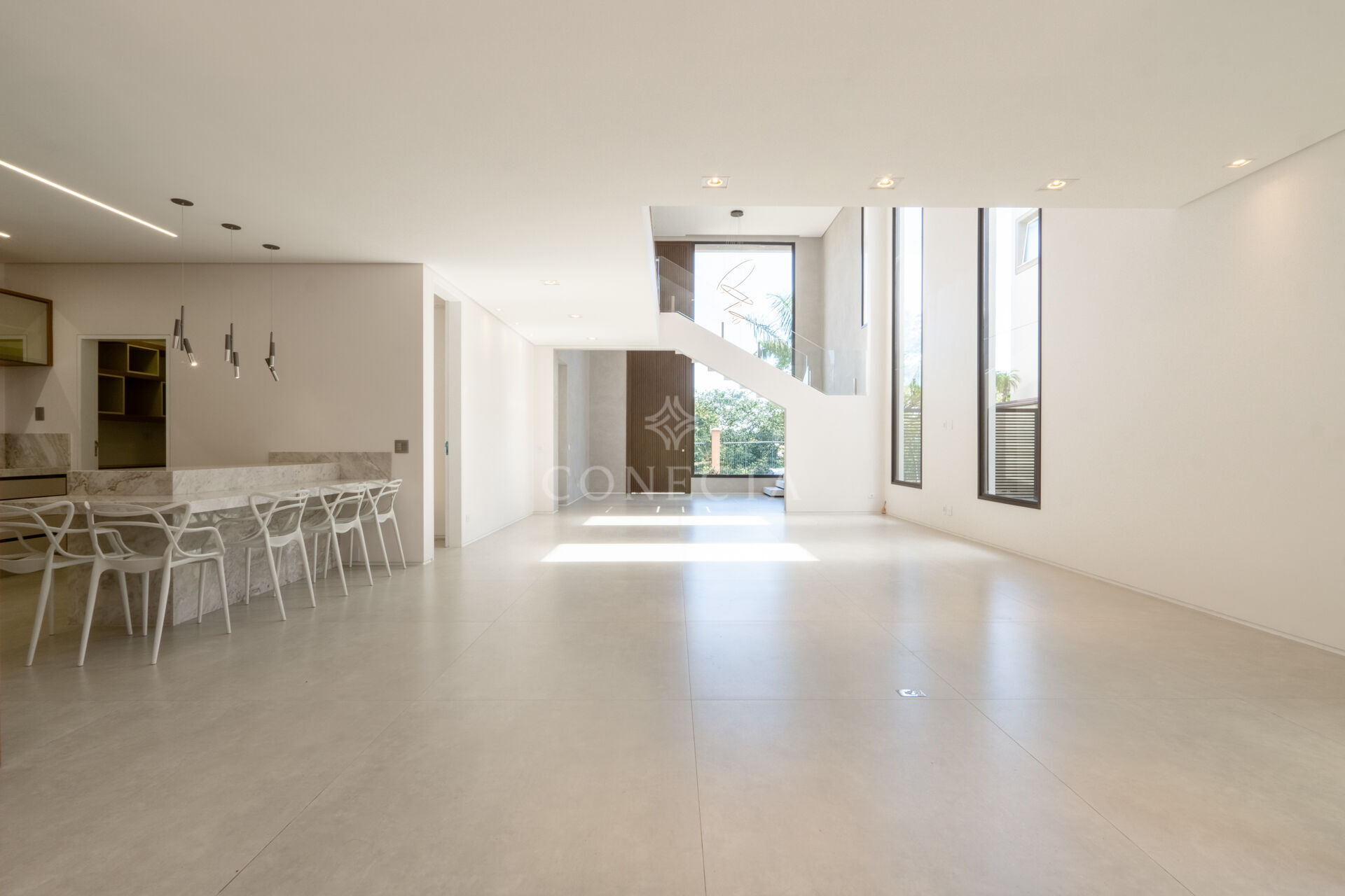 Casa à venda com 4 quartos, 300m² - Foto 10