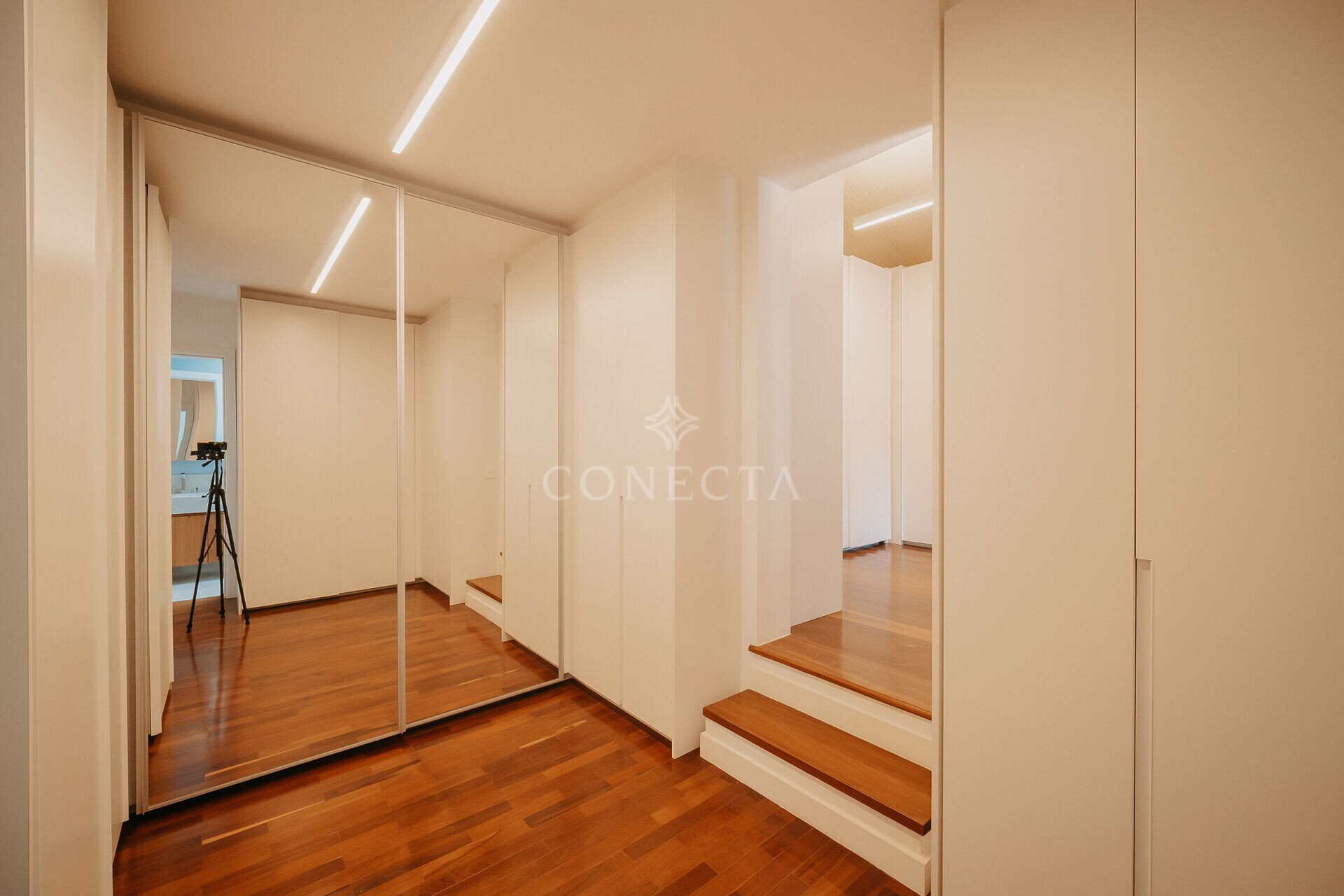 Casa à venda com 5 quartos, 1050m² - Foto 24