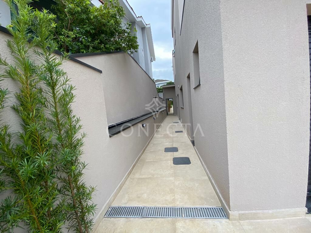 Casa à venda com 4 quartos, 420m² - Foto 14