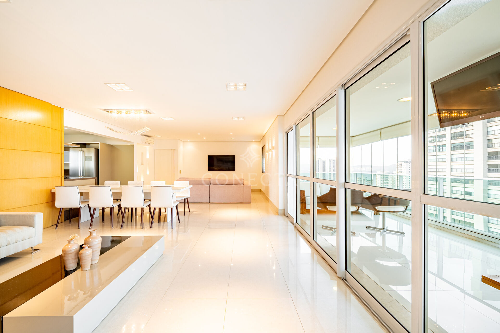 Apartamento, 3 quartos, 212 m² - Foto 4