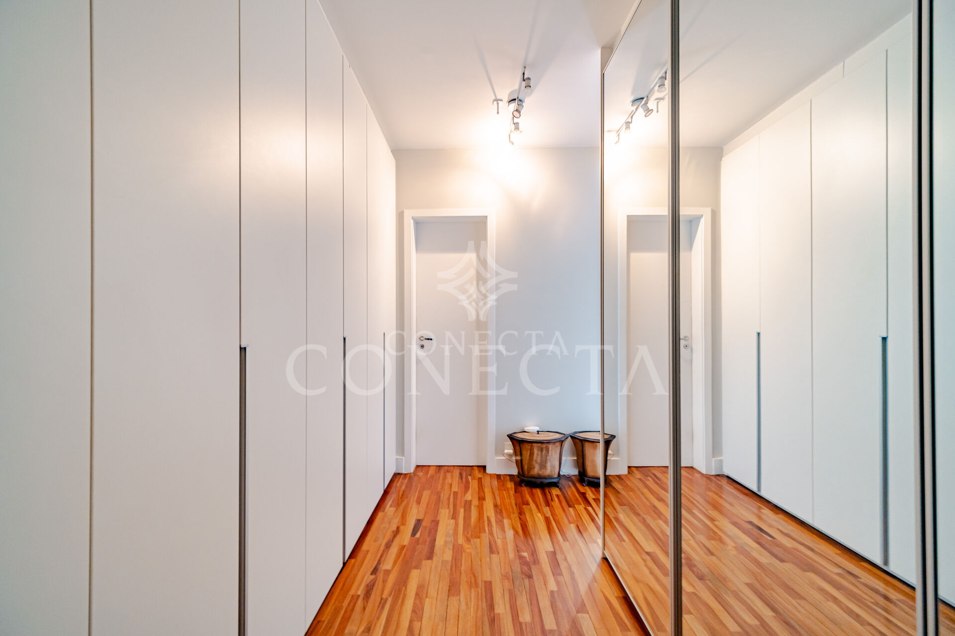 Apartamento à venda com 3 quartos, 207m² - Foto 6