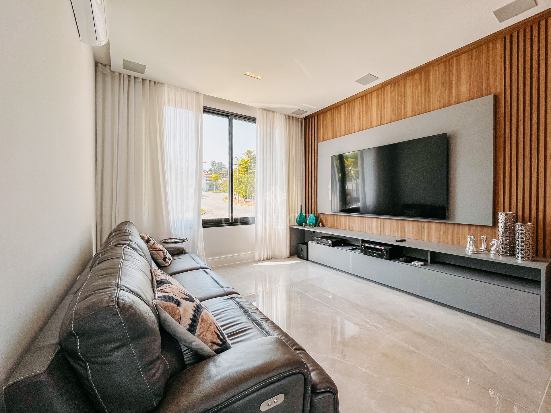 Casa à venda com 4 quartos, 760m² - Foto 8