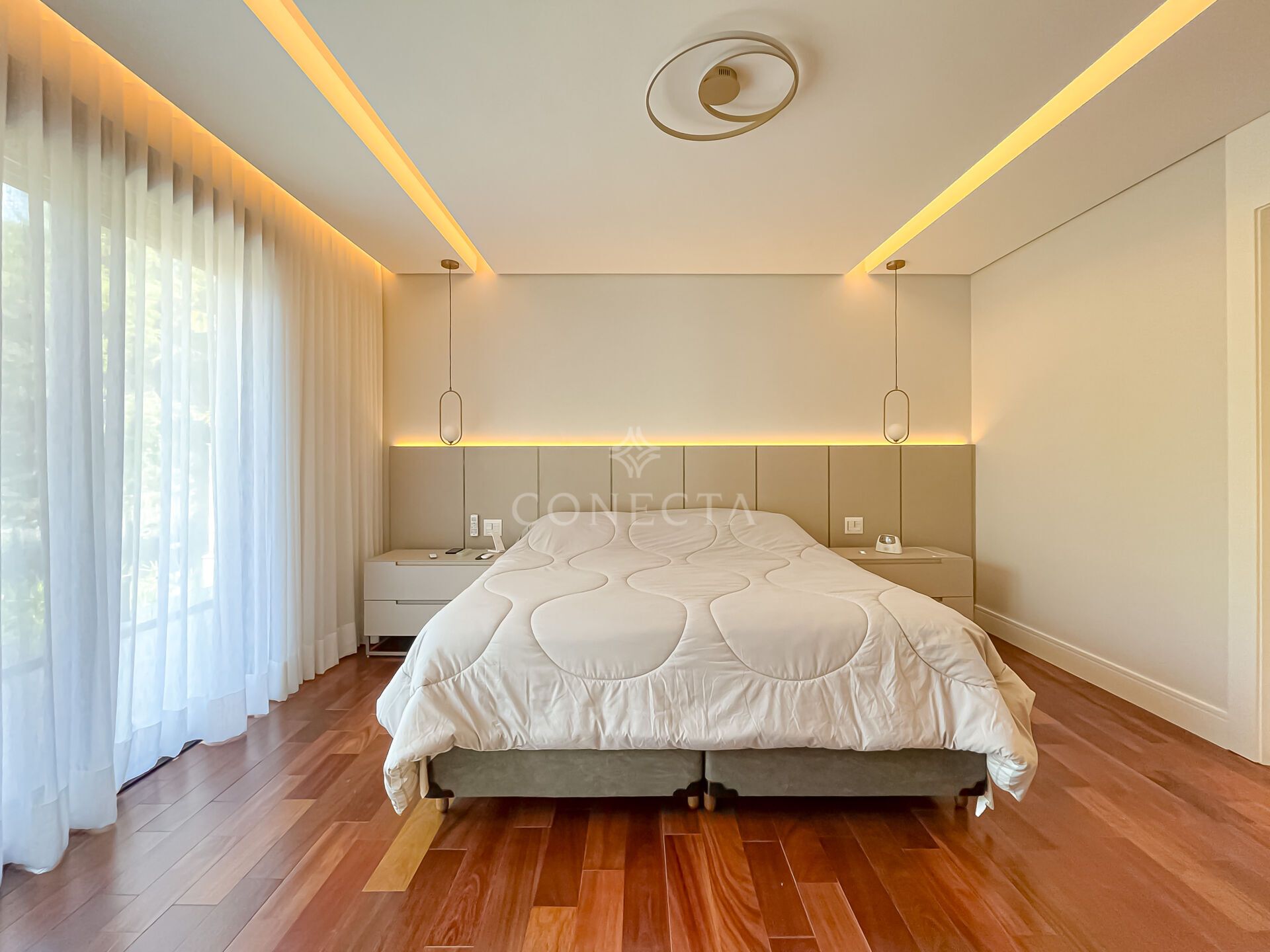 Casa à venda com 4 quartos, 760m² - Foto 32