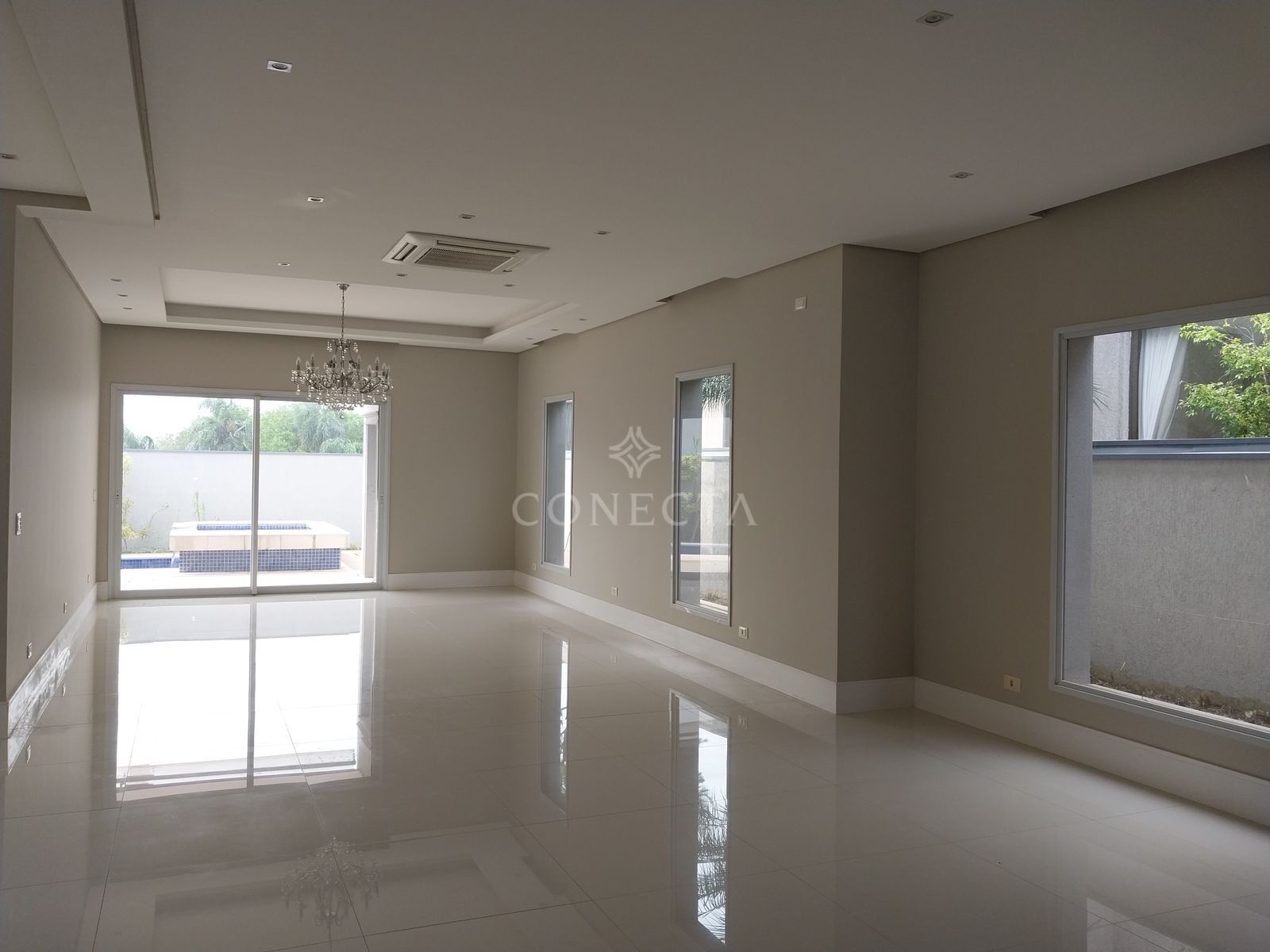 Casa para alugar com 4 quartos, 500m² - Foto 3