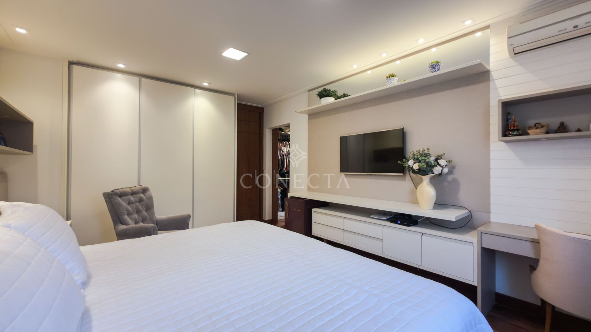 Casa, 4 quartos, 290 m² - Foto 14