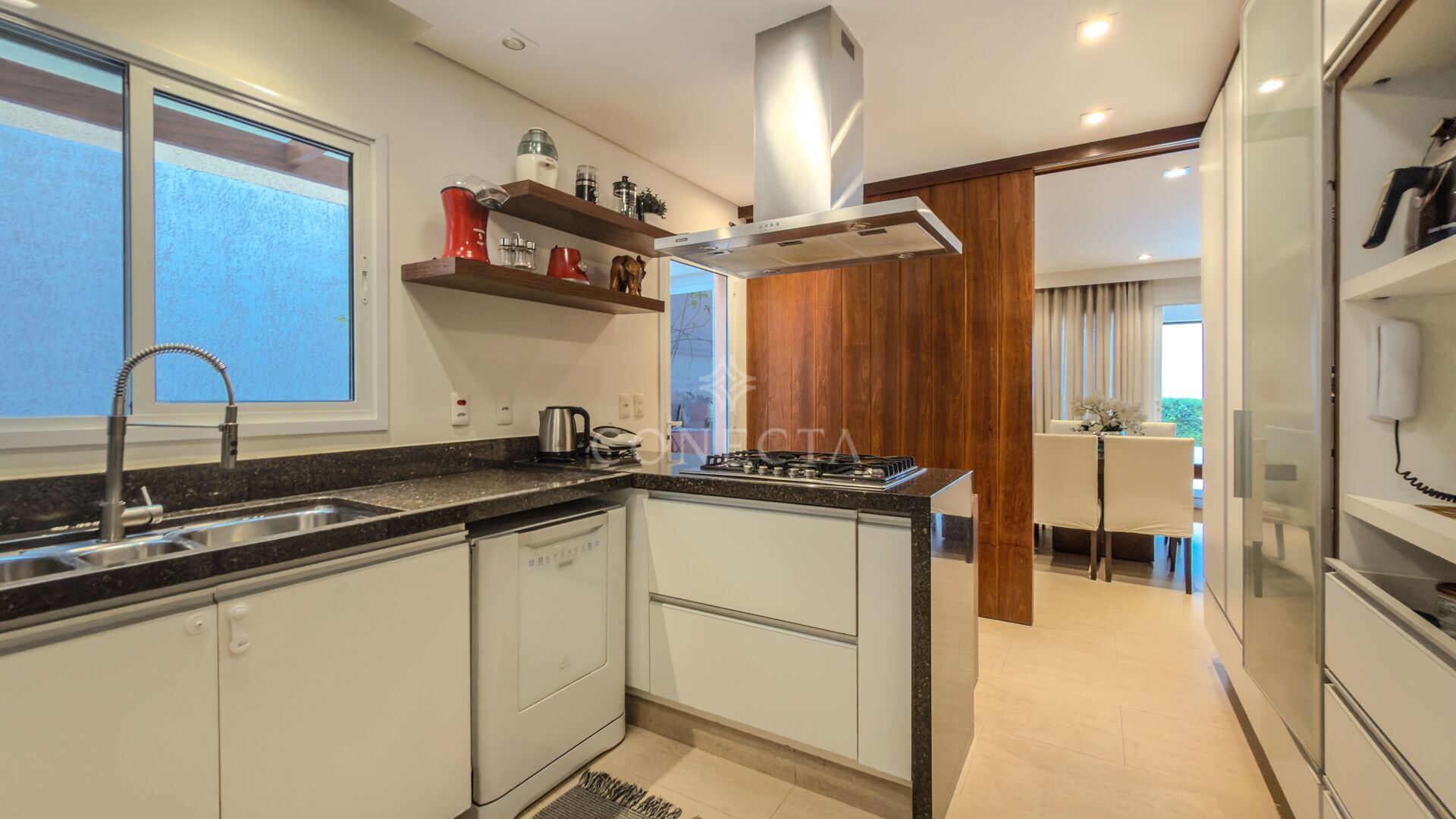 Casa, 4 quartos, 290 m² - Foto 44
