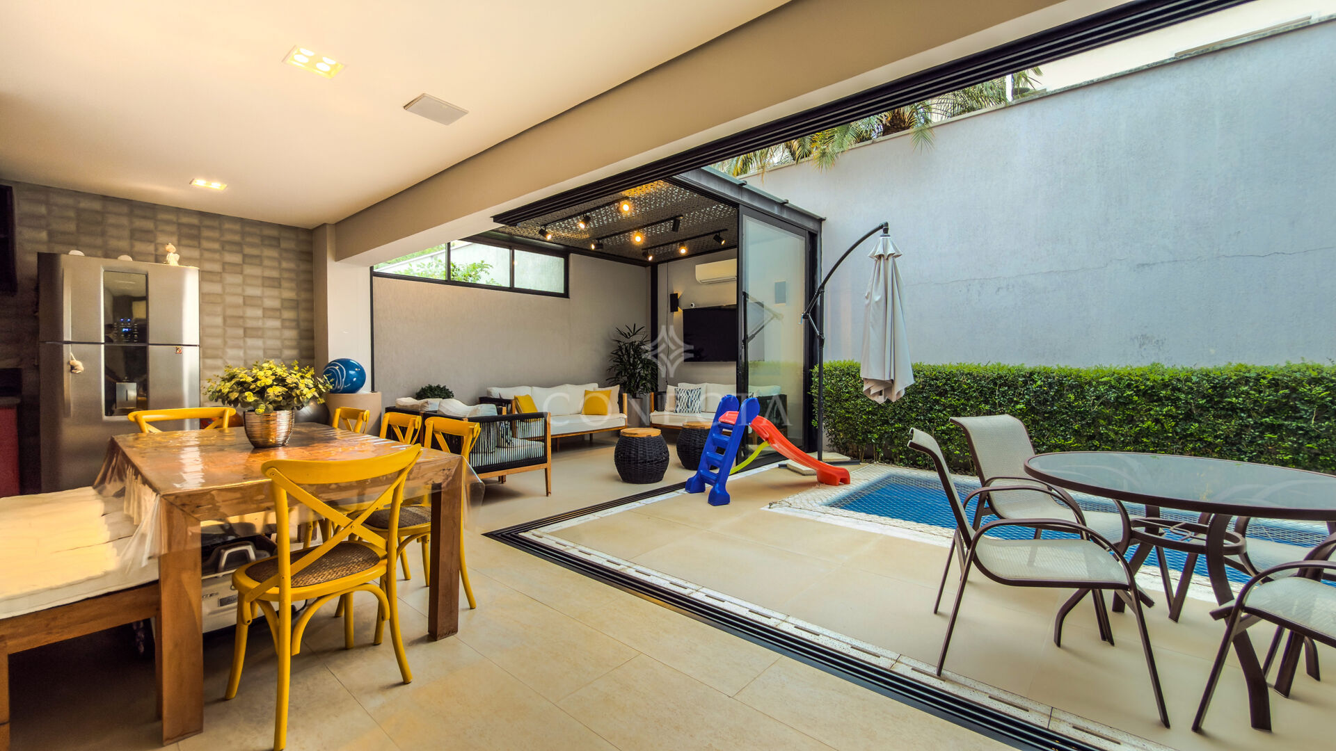 Casa, 4 quartos, 290 m² - Foto 32