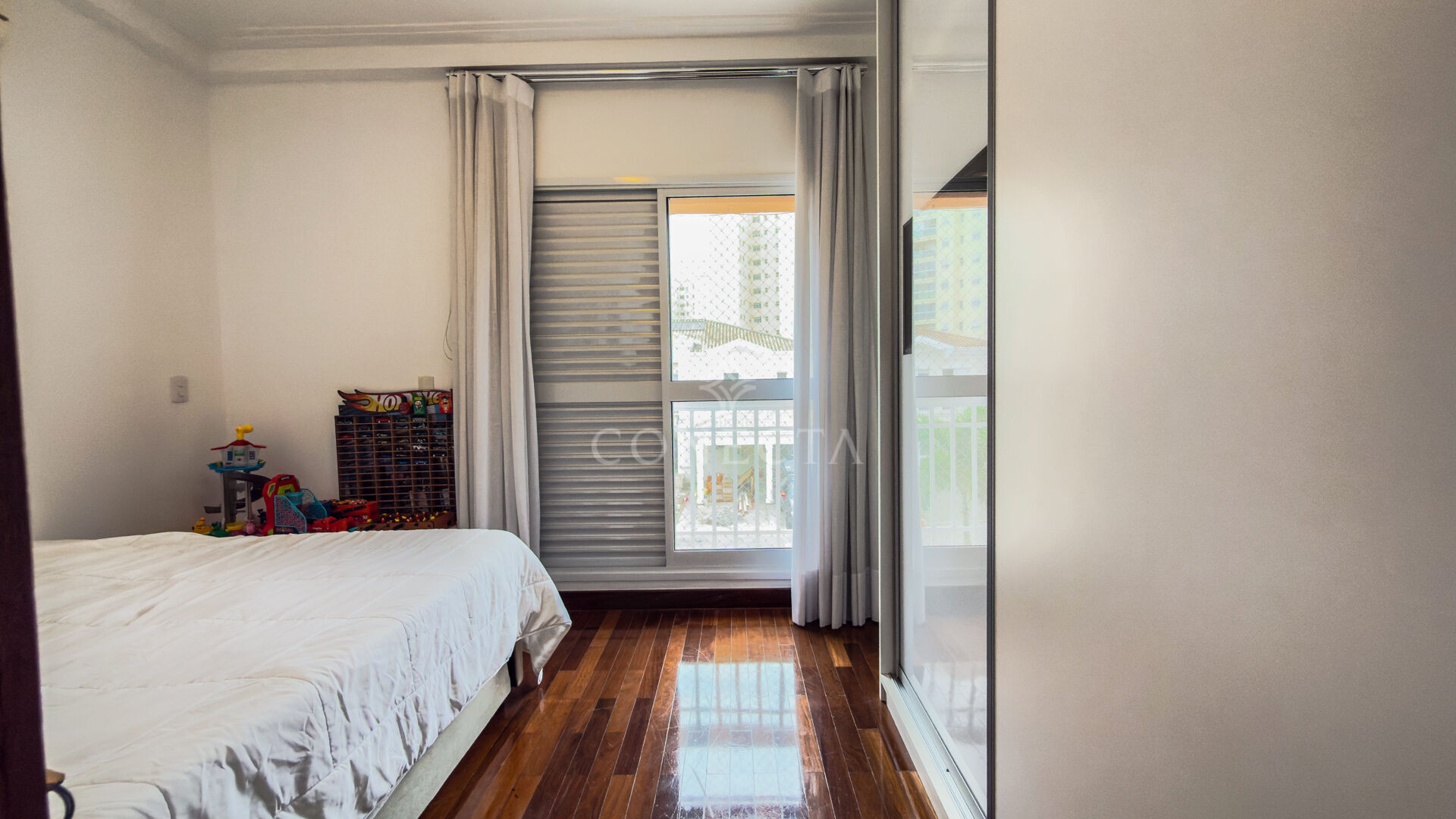 Casa, 4 quartos, 290 m² - Foto 2