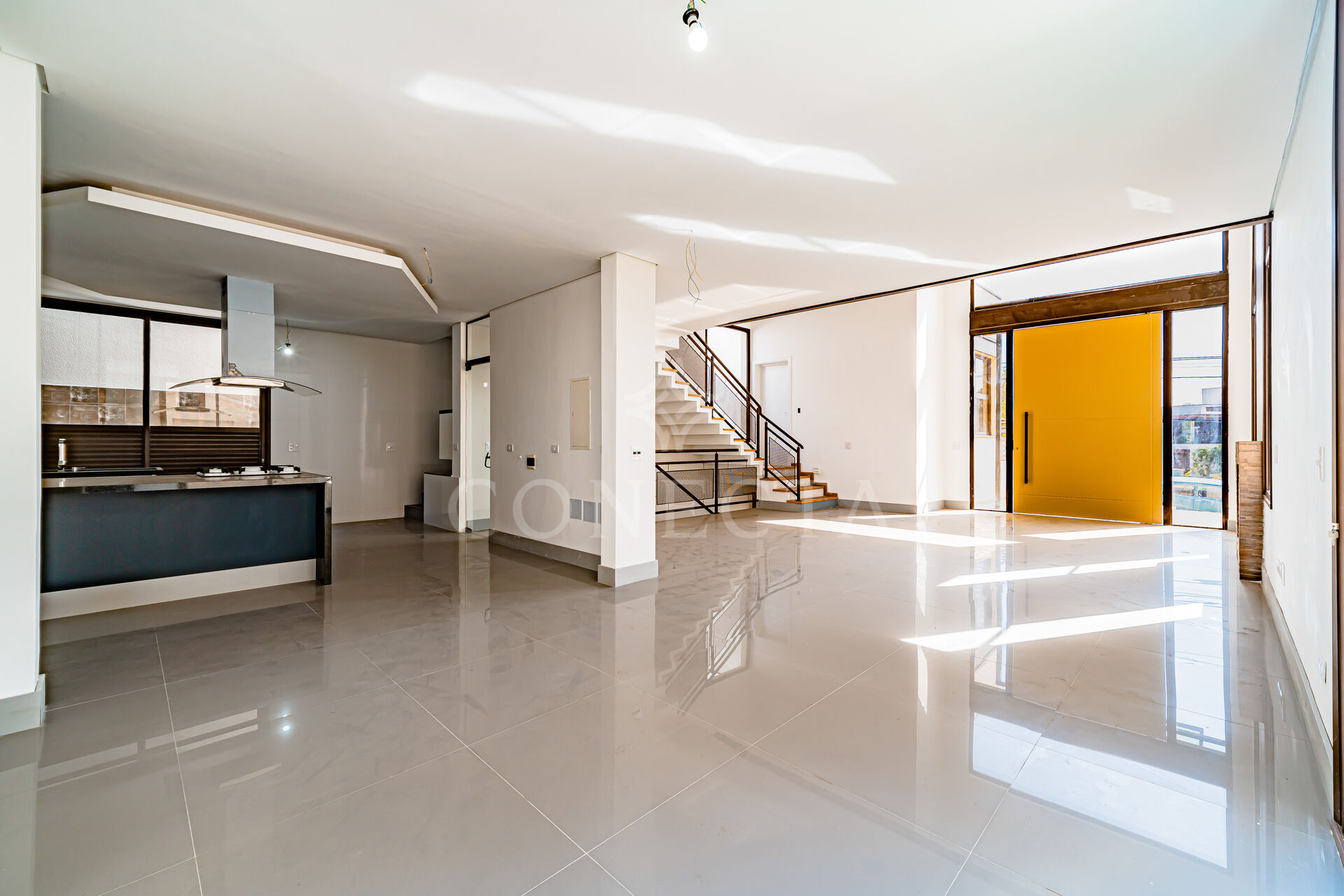 Casa à venda com 4 quartos, 450m² - Foto 4