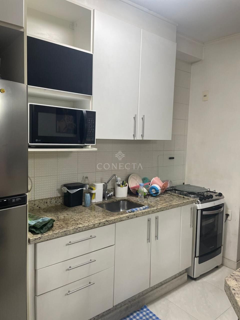 Apartamento à venda com 3 quartos, 77m² - Foto 4