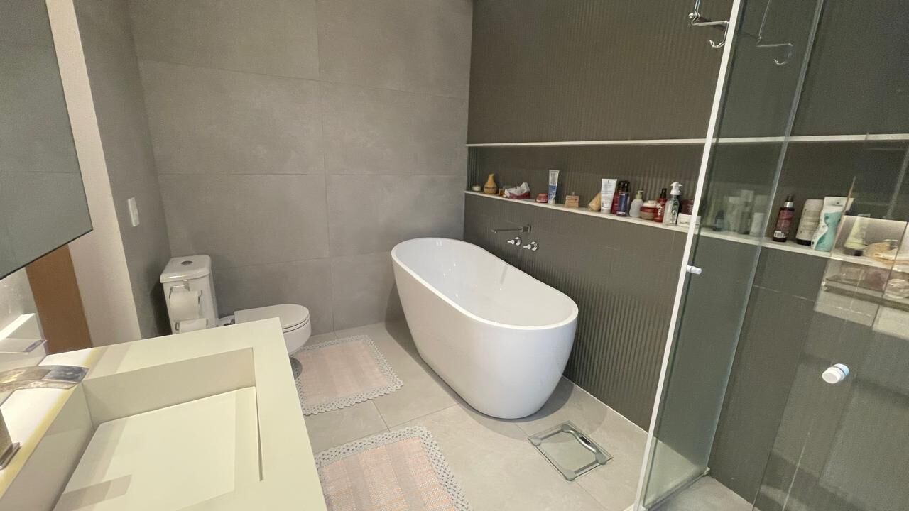 Casa, 4 quartos, 319 m² - Foto 28