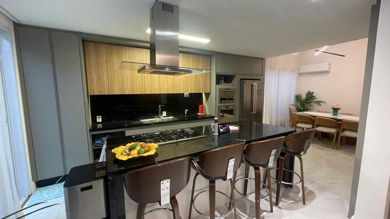 Casa, 4 quartos, 319 m² - Foto 8