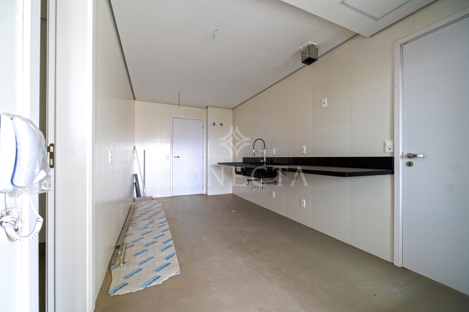 Apartamento à venda com 4 quartos, 360m² - Foto 4