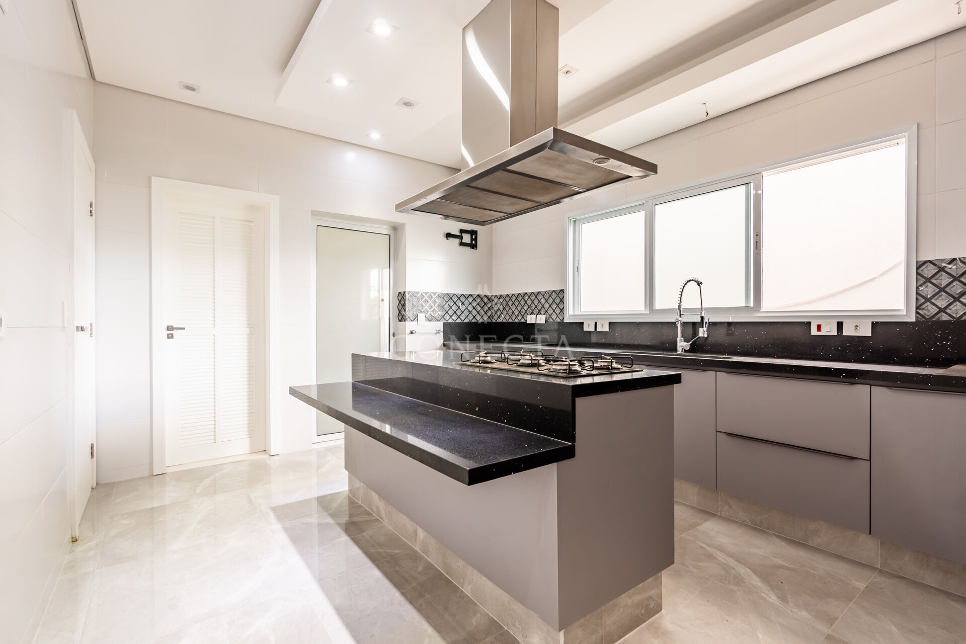Casa, 4 quartos, 570 m² - Foto 10