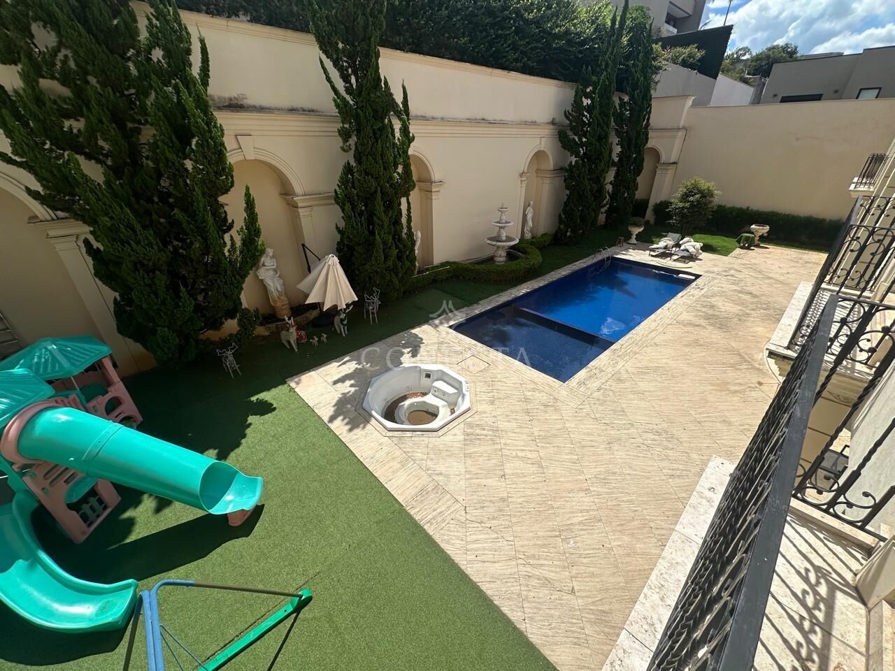 Casa, 7 quartos, 998 m² - Foto 1