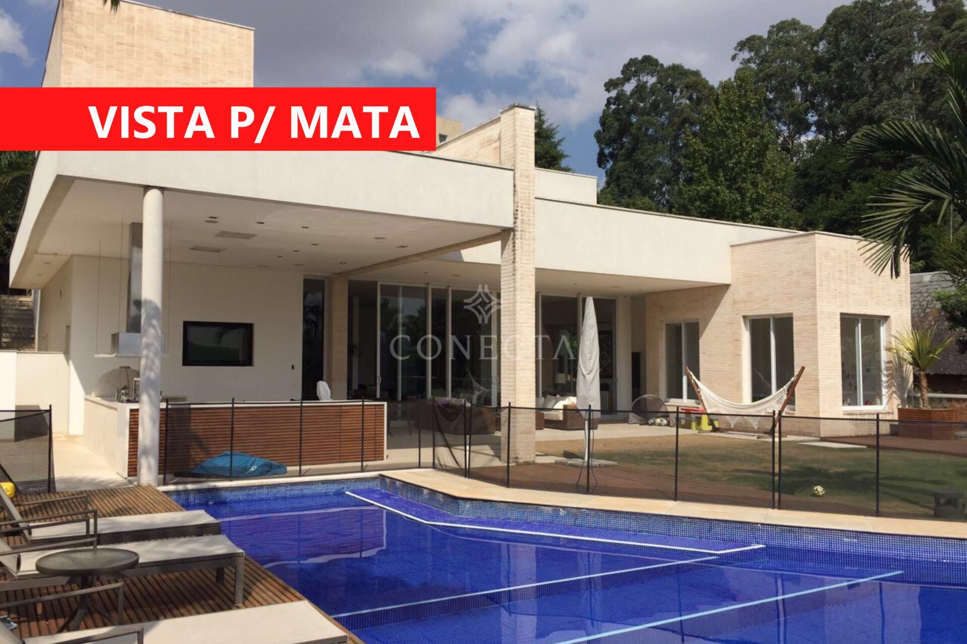 Casa à venda com 5 quartos, 1100m² - Foto 1