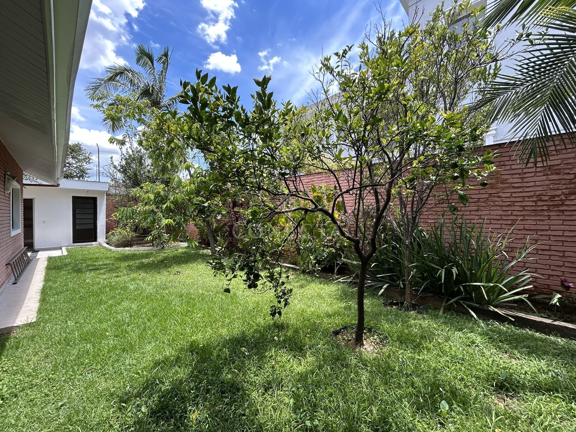 Casa à venda com 4 quartos, 300m² - Foto 22