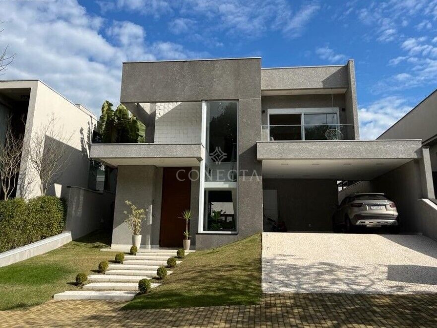 Casa à venda com 4 quartos, 350m² - Foto 1