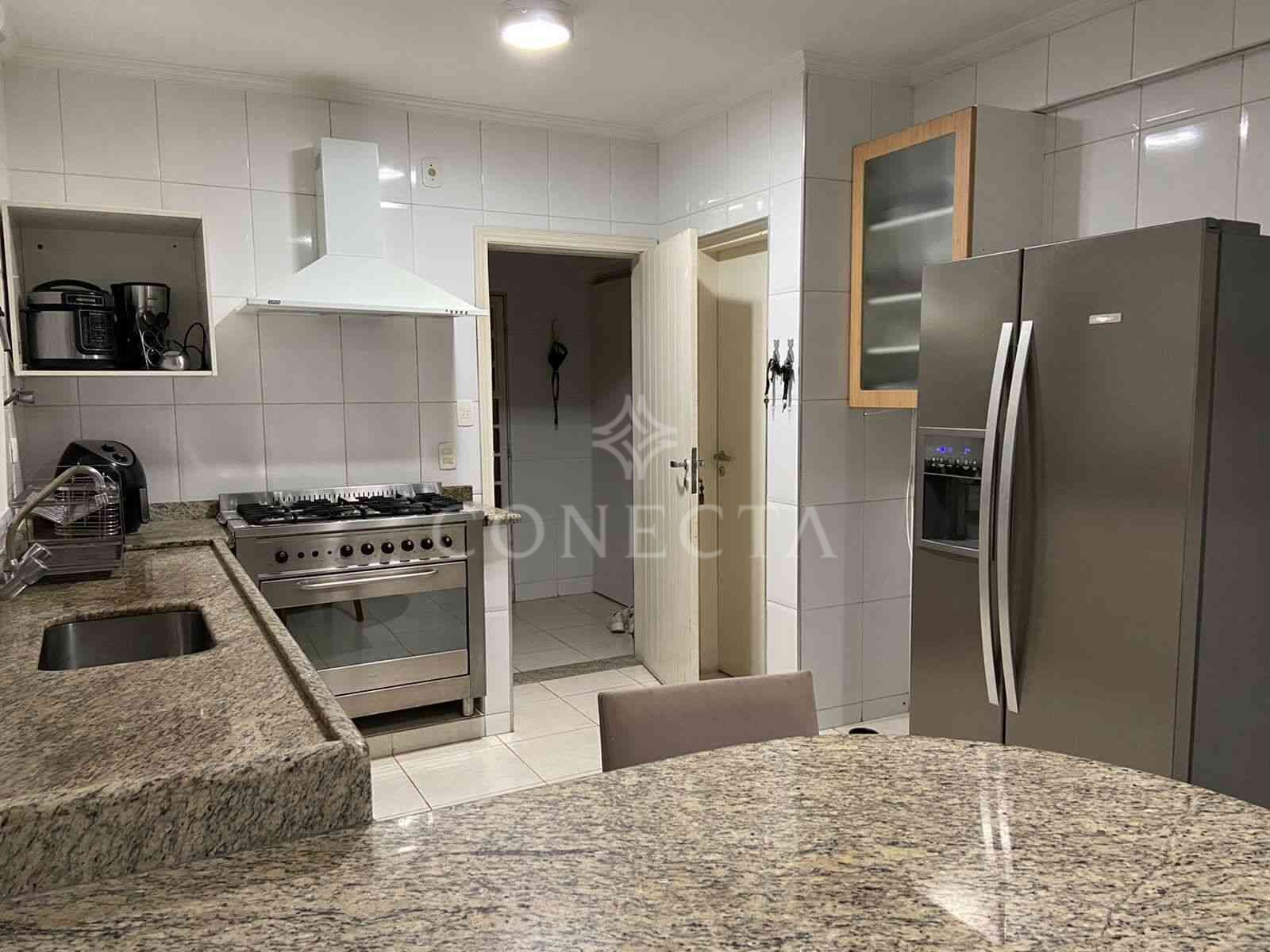 Casa à venda com 3 quartos, 300m² - Foto 11