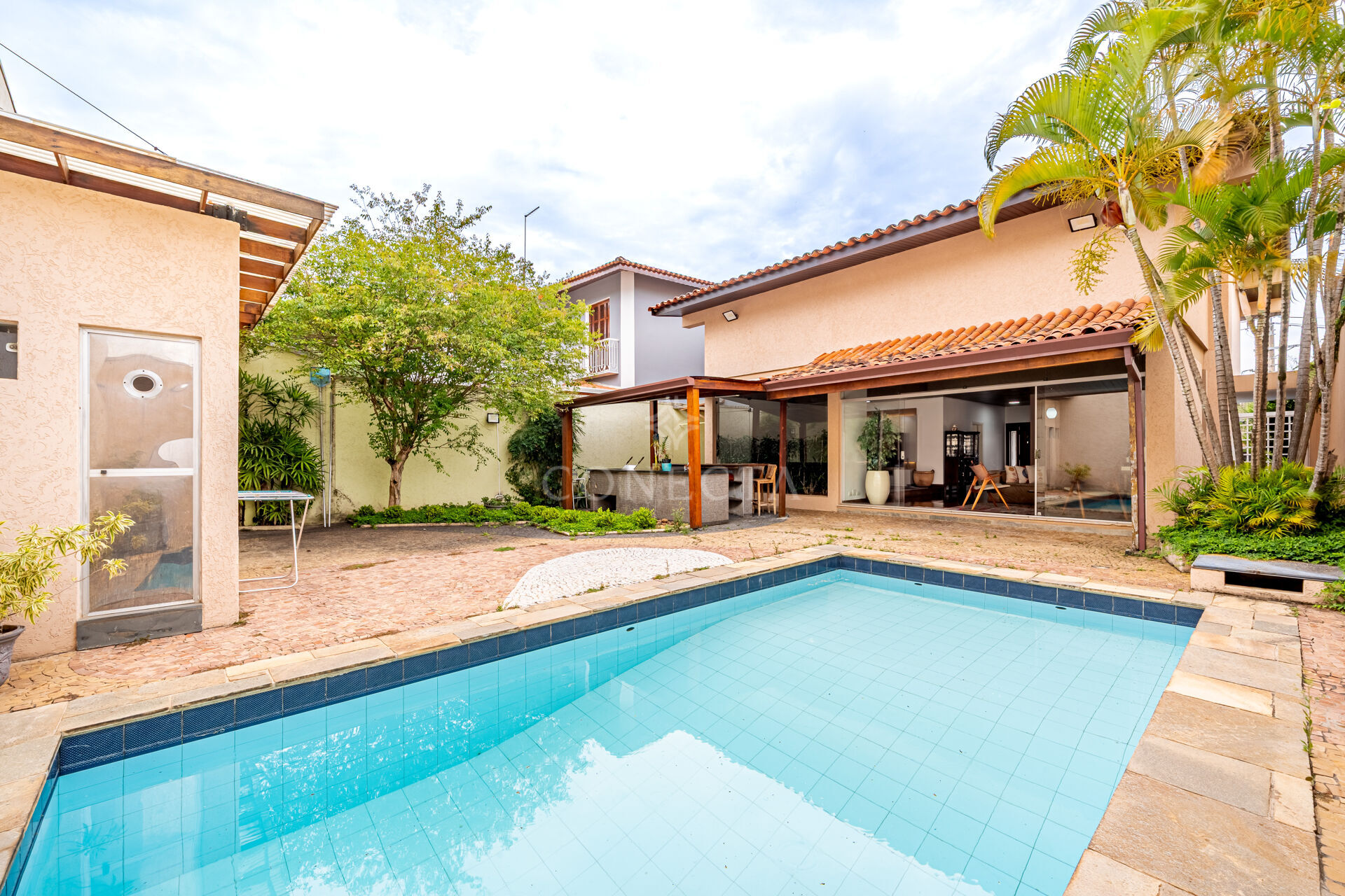 Casa, 3 quartos, 303 m² - Foto 2