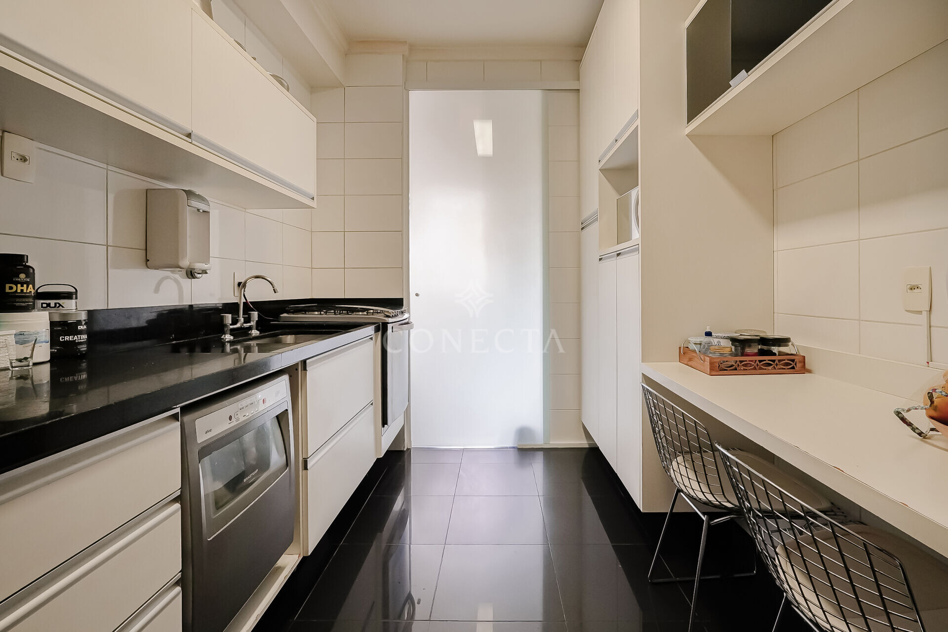 Apartamento à venda com 3 quartos, 122m² - Foto 11